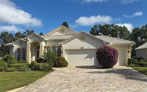 2134 Saint Ives Ct, Clermont, FL 34711