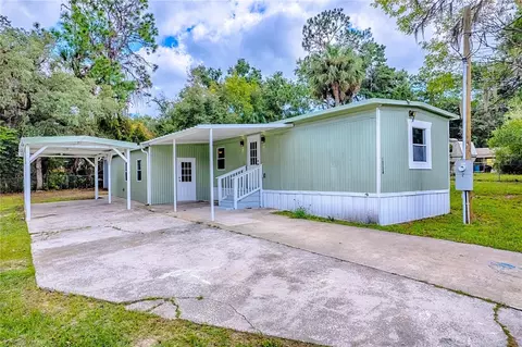 13097 SE 109th Ter, Ocklawaha, FL 32179