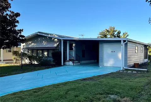 1614 Cherry Hill Rd, The Villages, FL 32159
