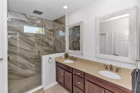 Bath - 3301 Bethpage Loop, Mount Dora, FL 32757 photo 5 of 6