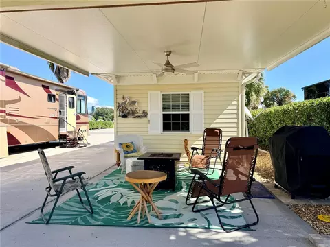 9588 SE 47th Way, Webster, FL 33597 photo 9