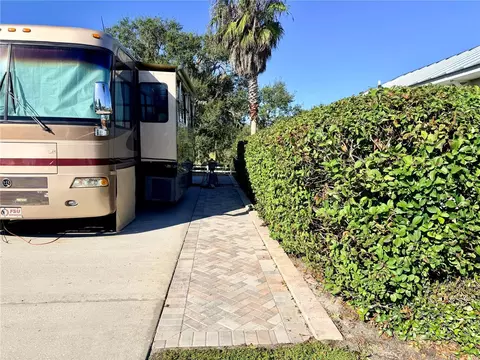 9588 SE 47th Way, Webster, FL 33597 photo 5