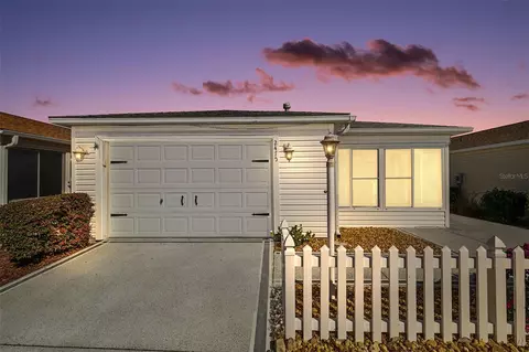 2475 Laurel Bay Ln, The Villages, FL 32162