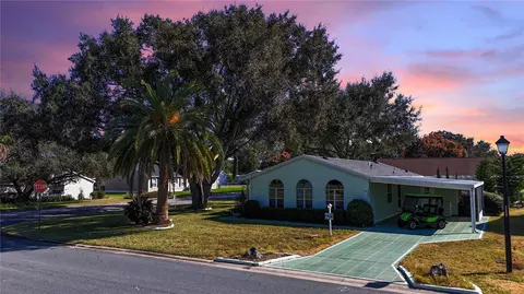1202 Del Toro Dr, The Villages, FL 32159