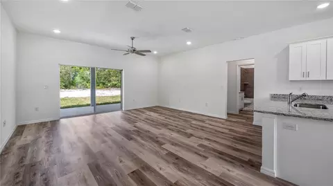 Living - 40407 W 8th Ave, Umatilla, FL 32784 photo 3 of 5