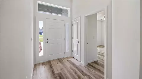 Entry Way - 40407 W 8th Ave, Umatilla, FL 32784 photo 1 of 2