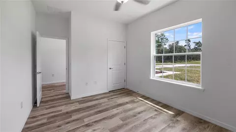 Bedroom - 40407 W 8th Ave, Umatilla, FL 32784 photo 4 of 4