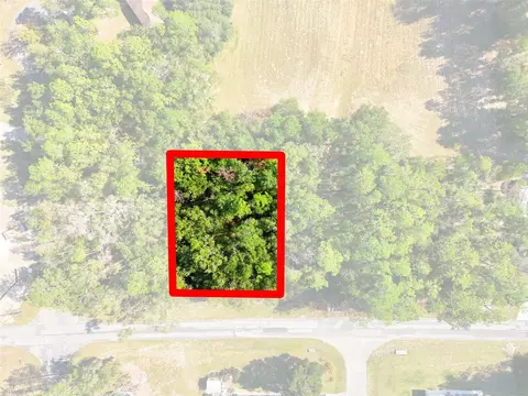 10441 N Biscayne Dr, Citrus Springs, FL 34434