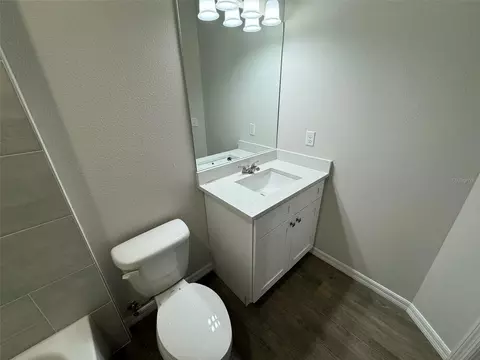 Bath - 1013 Foote St, Eustis, FL 32726 photo 2 of 2