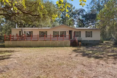 17059 N Highway 329, Reddick, FL 32686