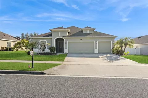 12332 Hammock Pointe Cir, Clermont, FL 34711
