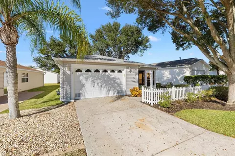 428 Canterbury Ct, The Villages, FL 32162