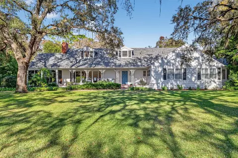 9345 Silver Lake Dr, Leesburg, FL 34788