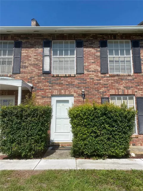 5850 Cypress Gardens Blvd #405, Winter Haven, FL 33884
