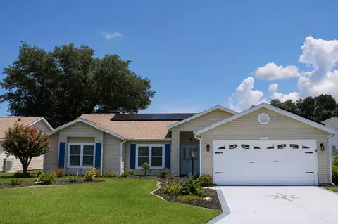 4704 River Ridge Dr, Leesburg, FL 34748