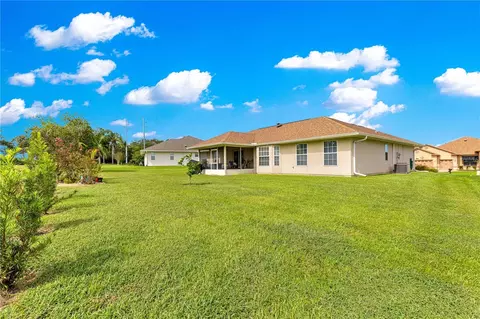Exterior - 12459 SE 176th Loop, Summerfield, FL 34491 photo 6 of 9