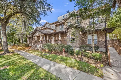 1220 SW 1st Ave #305, Gainesville, FL 32601