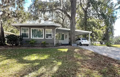 106 Royal Palm Dr, Leesburg, FL 34748