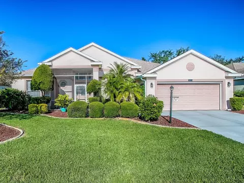 24018 Robinwood St, Leesburg, FL 34748