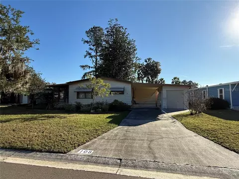 108 Winterberry Ave, Wildwood, FL 34785