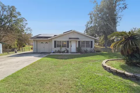314 E Primrose Ln, Lady Lake, FL 32159