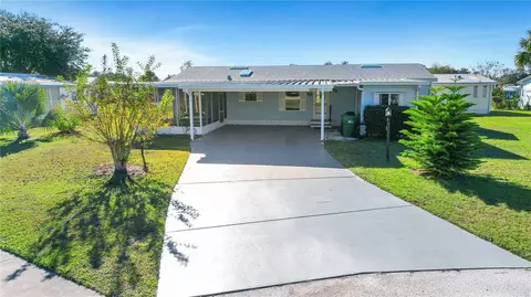 5229 Hartford Ln, Wildwood, FL 34785