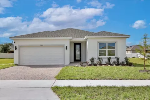 2044 Sloans Outlook Dr, Groveland, FL 34736