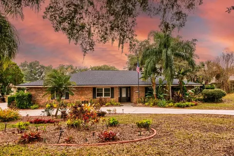 33719 Overton Dr, Leesburg, FL 34788