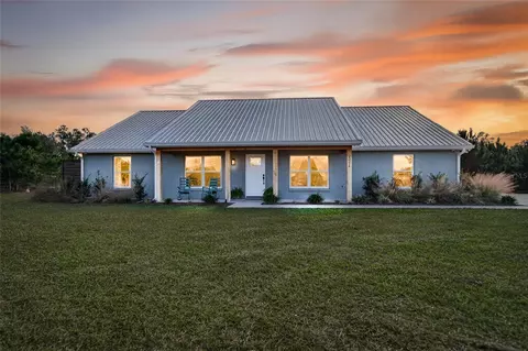 25214 Black Bear Ln, Eustis, FL 32736
