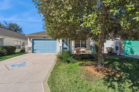 25205 Cranes Roost Cir, Leesburg, FL 34748