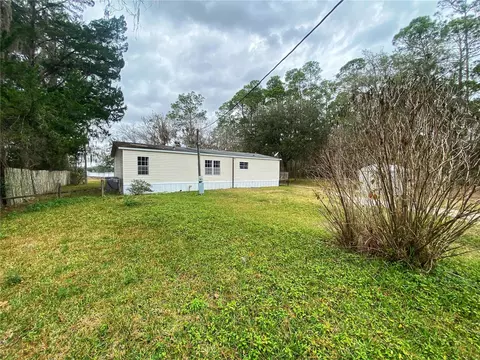 23330 NE 117th Ter, Fort Mc Coy, FL 32134