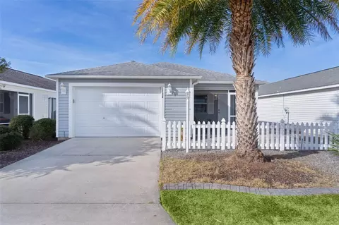3734 Viscaya Ct, The Villages, FL 32163