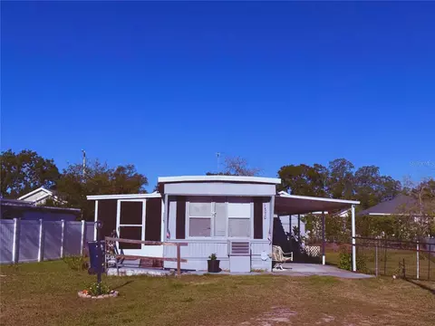 1370 County Dr, Tavares, FL 32778