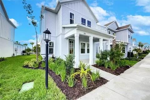 208 Eagleston Ln, Lakewood Ranch, FL 34240