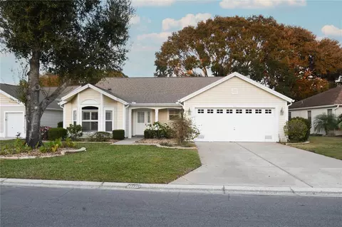 915 Ramos Dr, The Villages, FL 32159