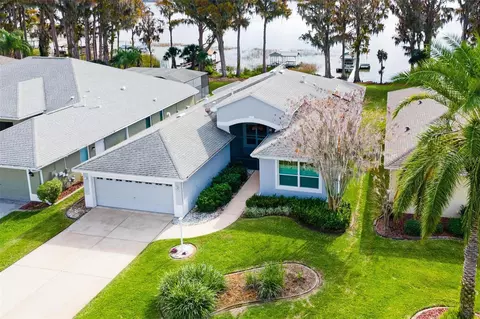 5565 Bounty Cir, Tavares, FL 32778
