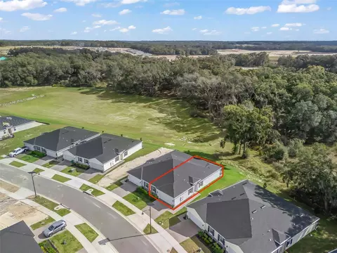 1238 Turtle Island Rd, Lady Lake, FL 32159