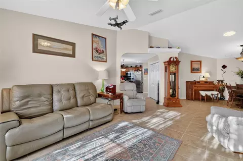 Living - 12193 SE 175th Loop, Summerfield, FL 34491 photo 2 of 4
