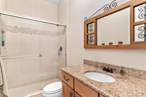 Bath - 39320 Lake Norris Rd, Eustis, FL 32736 photo 6 of 6