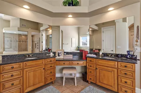 Bath - 39320 Lake Norris Rd, Eustis, FL 32736 photo 2 of 6