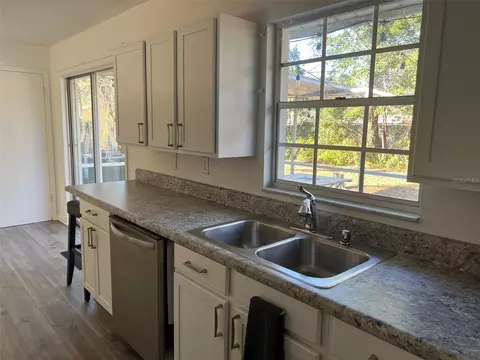 Kitchen - 5701 SE 2nd Pl, Ocala, FL 34480 photo 2 of 3