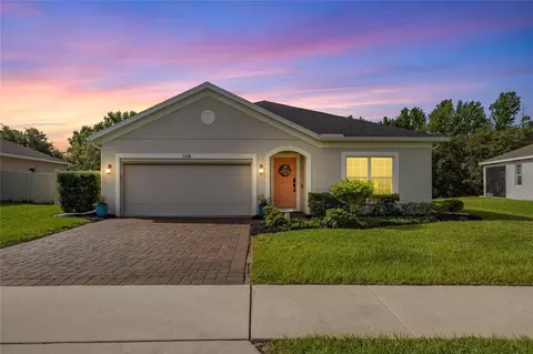 358 Irving Bend Dr, Groveland, FL 34736