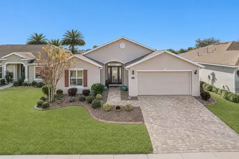 27143 Roanoke Dr, Leesburg, FL 34748