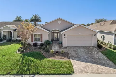 27143 Roanoke Dr, Leesburg, FL 34748