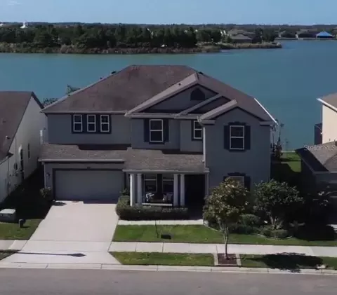 417 Blue Cypress Dr, Groveland, FL 34736