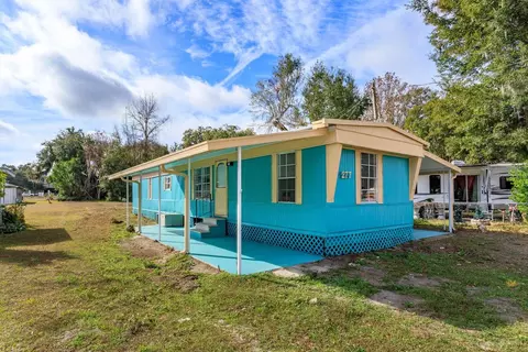 277 W Palm Ave, Bushnell, FL 33513
