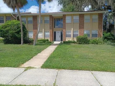 701 Perkins St #203, Leesburg, FL 34748