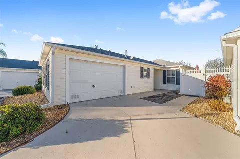 1150 Mcbee Ave, The Villages, FL 32162