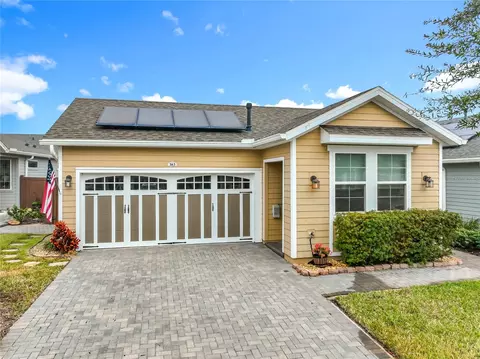 383 Alcove Dr, Groveland, FL 34736