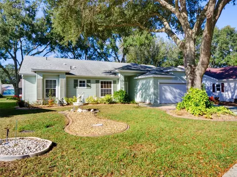4512 Peach Tree St, Leesburg, FL 34748